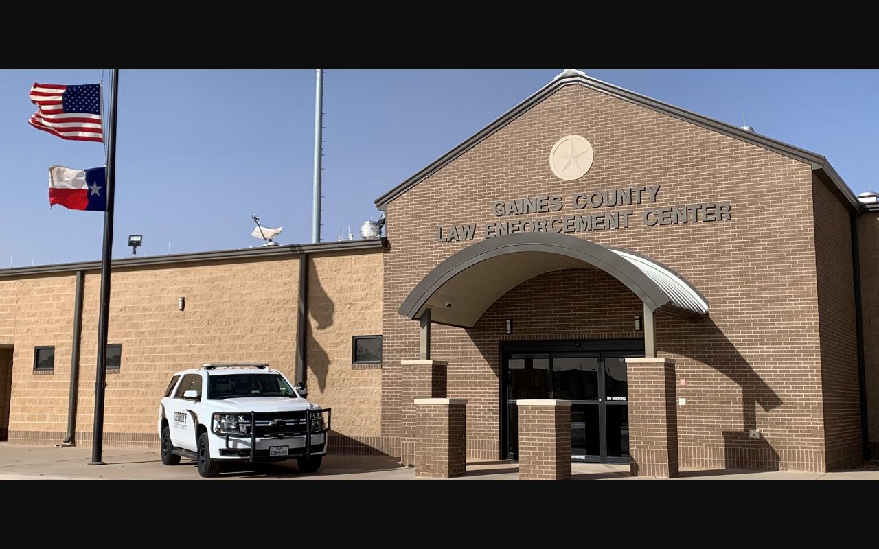Gaines County Law Enforcement Center jail and inmate population facility photo